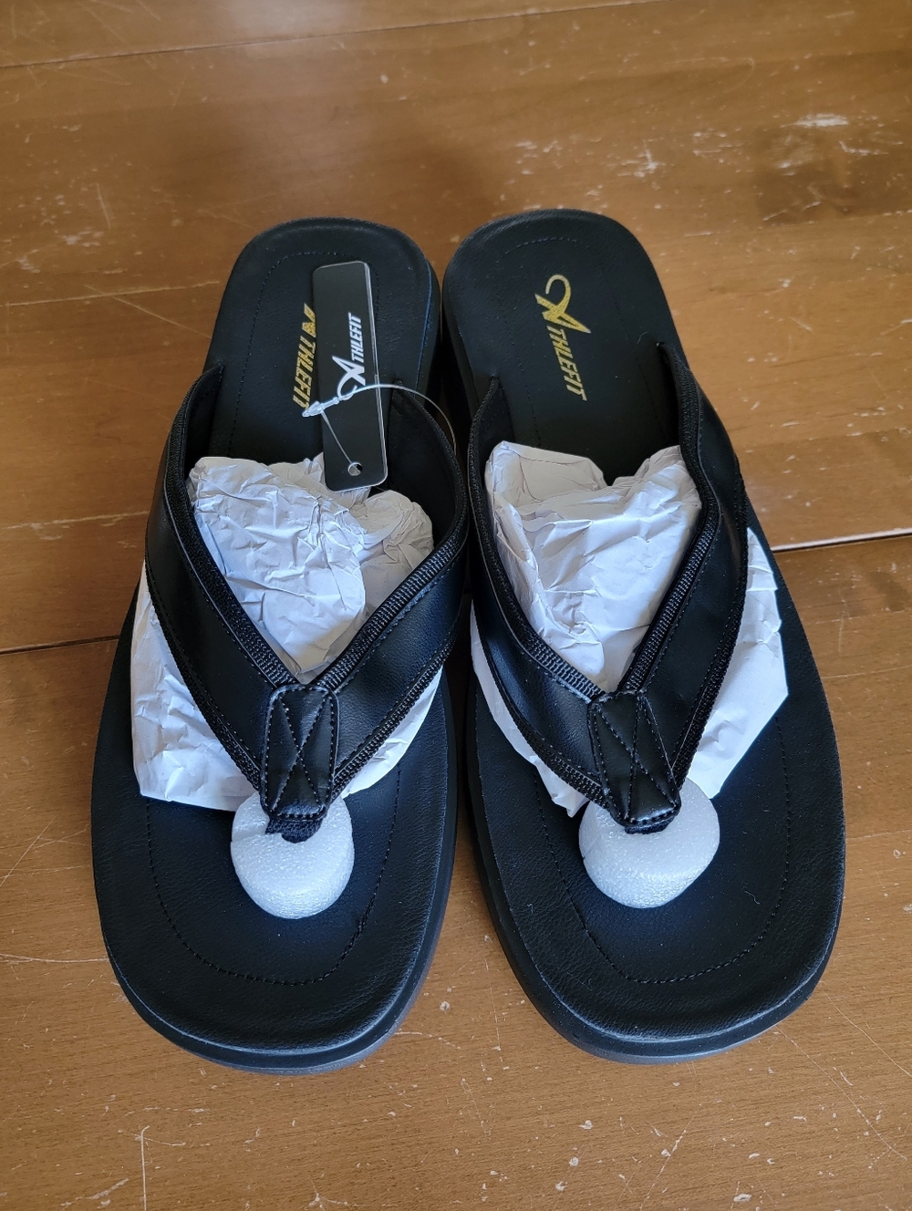 Black Slide Flip-Flop Low Wendge Sandals Size 9 NWT - Picture 2 of 9